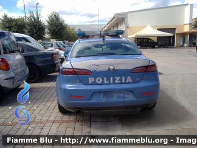 Alfa Romeo 159
Polizia di Stato
Squadra Volante
POLIZIA F6393
Parole chiave: Alfa-Romeo 159 PoliziaF6393