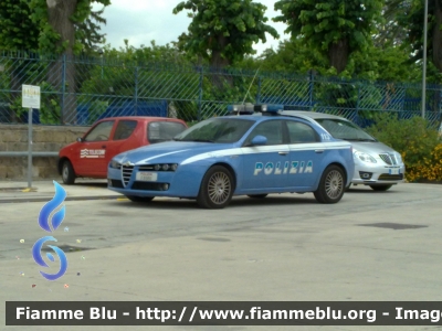 Alfa Romeo 159
Polizia di Stato
Squadra Volanti
POLIZIA F8981
Parole chiave: Alfa-Romeo 159 PoliziaF8981