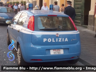 Fiat Grande Punto
Polizia di Stato
Questura di Catania
POLIZIA H1795
Parole chiave: Fiat Grande_Punto POLIZIAH1795