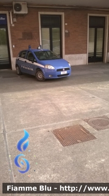 Fiat Grande Punto
Polizia di Stato
Polizia Ferroviaria
POLIZIA H1715
Parole chiave: Fiat Grande_Punto PoliziaH1715