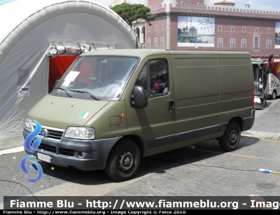 Fiat Ducato III serie
Esercito Italiano
EICF715
Parole chiave: fiat ducatoIII EICF715 Festa_Della_Repubblica_2010