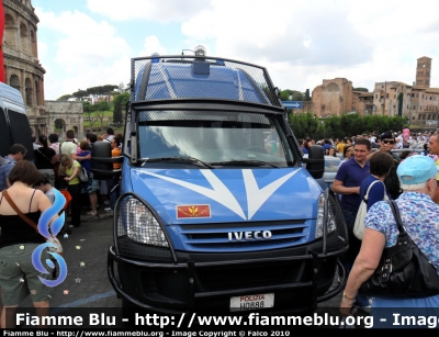 Iveco Daily IV serie
Polizia di Stato
Reparto Mobile
POLIZIA H0888
Parole chiave: Iveco Daily_IVserie PoliziaH0888 Festa_Della_Repubblica_2010