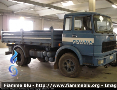 Fiat 684n
Polizia di Stato
Reparto Mobile
POLIZIA 47088
Parole chiave: Fiat 684n Polizia47088