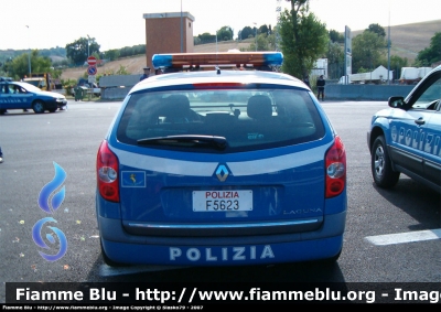 Renault Laguna Grandtour II serie
Polizia di Stato
Polizia Stradale in servizio sulla rete di Autostrade per l'Italia
Polizia F5623
Parole chiave: Renault Laguna_Grandtour_IIserie PoliziaF5623