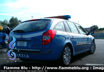 Renault Laguna Grandtour II serie
Polizia di Stato
Polizia Stradale in servizio sulla rete di Autostrade per l'Italia
Polizia F5623
Parole chiave: Renault Laguna_Grandtour_IIserie PoliziaF5623