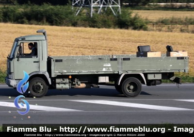 Iveco 79-14
Aeronautica Militare
AM 10424
Parole chiave: Iveco 79-14 AM10424