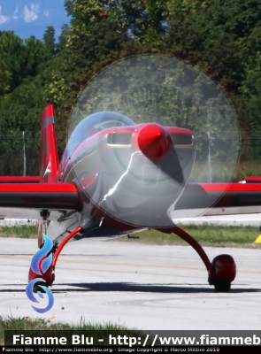 Extra 300S
المملكة الأردنية الهاشمية - Regno di Giordania
Jordanian Air Force
Royal Jordanian Falcons (acrobatic team)
JY-RFC
Parole chiave: Extra 300S 50_Anniversario_Frecce_Tricolori_2010