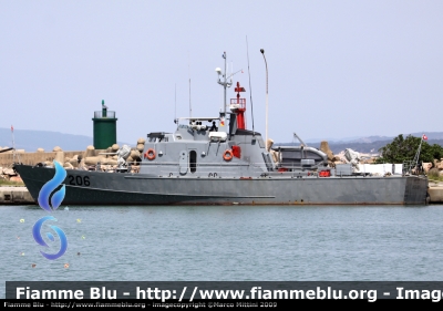 Tunisian Navy
الجمهورية التونسية - Tunisia
Al Bahriyya Al-Tunisiyya  - Marina Tunisina
Vedetta Leggera Classe TAZARKA
P 206  Menzel Bourguiba
Parole chiave: Tunisian Navy