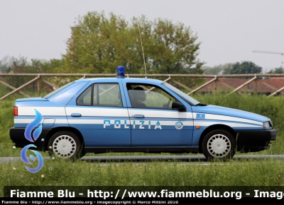 Alfa Romeo 155 II Serie
Polizia di Stato
Polizia Stradale
POLIZIA D2239
Parole chiave: Alfa-Romeo 155_IISerie_PoliziaD2239