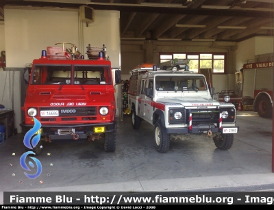 Land Rover Defender 130
Vigili del Fuoco
Comando Provinciale di Bologna
Distaccamento di Castiglione dei Pepoli (BO)
VF 21983 
Parole chiave: Land-Rover Defender_130 VF21983 VF16686