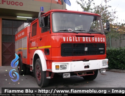 Iveco OM 160
Vigili del Fuoco
Comando Provinciale di Prato
Distaccamento di Vaiano (PO)
AutoPompaSerbatoio allestimento Baribbi
VF 12343
Parole chiave: Iveco OM 160 VF12343