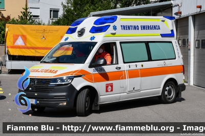 Volkswagen Transporter T6.1
A.P.S.S. Trento
118 Trentino Emergenza
Allestimento EDM Forlì
005-29
Parole chiave: Volkswagen Transporter_T6.1 ambulanza