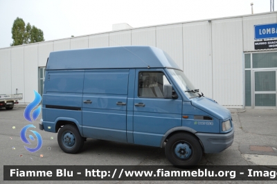 Iveco Daily II serie
Polizia di Stato
POLIZIA B2527
Parole chiave: Iveco Daily_IIserie POLIZIAB2527 Reas_2013