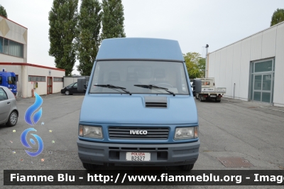 Iveco Daily II serie
Polizia di Stato
POLIZIA B2527
Parole chiave: Iveco Daily_IIserie POLIZIAB2527 Reas_2013