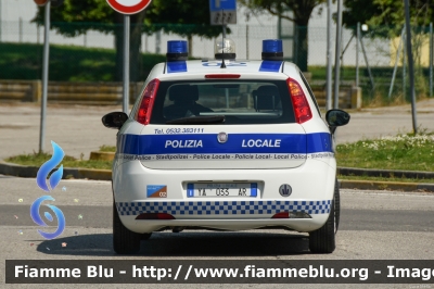 Fiat Grande Punto
Polizia Municipale Unione dei Comuni
di Copparo, Tresignana, Riva del Po
Allestimento Focaccia
POLIZIA LOCALE YA 033 AR
Parole chiave: Fiat Grande_Punto POLIZIALOCALEYA033AR