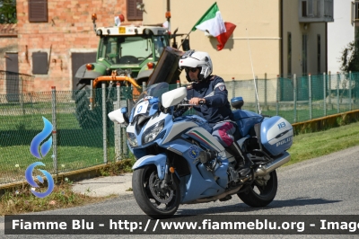 Yamaha FJR 1300 II serie
Polizia di Stato
Polizia Stradale
Allestimento Elevox
in scorta al Giro d'Italia 2024
Moto 0
POLIZIA G3091
Parole chiave: Yamaha FJR_1300_IIserie Giro_D_Italia_2024 POLIZIA G3091