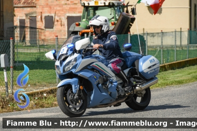 Yamaha FJR 1300 II serie
Polizia di Stato
Polizia Stradale
Allestimento Elevox
in scorta al Giro d'Italia 2024
Moto 0
POLIZIA G3091
Parole chiave: Yamaha FJR_1300_IIserie Giro_D_Italia_2024 POLIZIA G3091