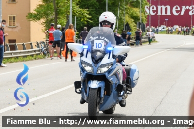 Yamaha FJR 1300 II serie
Polizia di Stato
Polizia Stradale
Allestimento Elevox
POLIZIA G3094
in scorta al Giro d'Italia 2021
Moto "10"
Parole chiave: Yamaha FJR_1300_IIserie POLIZIAG3094 Giro_Italia_2021