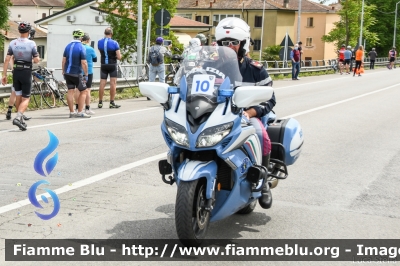 Yamaha FJR 1300 II serie
Polizia di Stato
Polizia Stradale
Allestimento Elevox
POLIZIA G3094
in scorta al Giro d'Italia 2021
Moto "10"
Parole chiave: Yamaha FJR_1300_IIserie POLIZIAG3094 Giro_Italia_2021