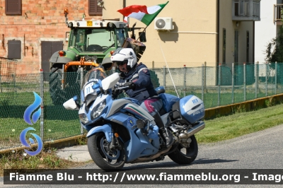 Yamaha FJR 1300 II serie
Polizia di Stato
Polizia Stradale
Allestimento Elevox
in scorta al Giro d'Italia 2024
Moto 11
Parole chiave: Yamaha FJR_1300_IIserie Giro_D_Italia_2024