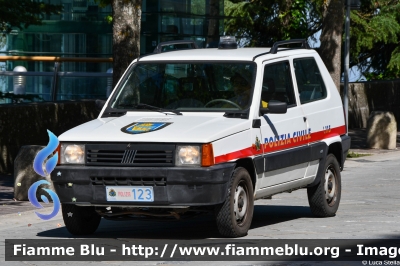 Fiat Panda 4x4 II serie
Repubblica di San Marino
Polizia Civile
POLIZIA 123
Parole chiave: Fiat Panda_4x4_IIserie POLIZIA123