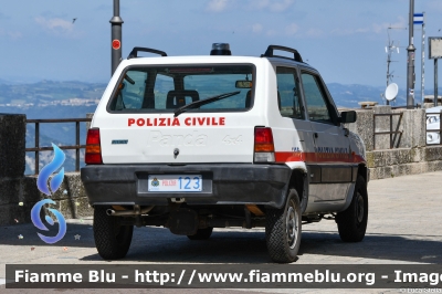 Fiat Panda 4x4 II serie
Repubblica di San Marino
Polizia Civile
POLIZIA 123
Parole chiave: Fiat Panda_4x4_IIserie POLIZIA123