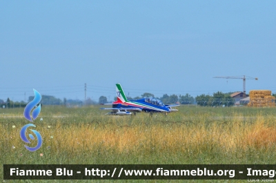 Aermacchi MB339PAN
Aeronautica Militare Italiana
 313° Gruppo Addestramento Acrobatico
 Stagione esibizioni 2017
 Pony 12
Parole chiave: Aermacchi MB339PAN Pony12