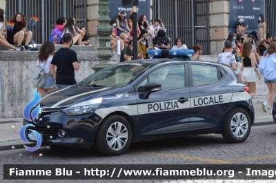 Renault Clio III serie restyle
Polizia Locale
Verona
Allestito Focaccia
POLIZIA LOCALE YA 131 AL
Parole chiave: Renault Clio_IIIserie_restyle POLIZIALOCALEYA131AL