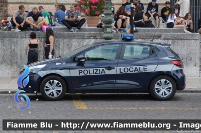 Renault Clio III serie restyle
Polizia Locale
Verona
Allestito Focaccia
POLIZIA LOCALE YA 131 AL
Parole chiave: Renault Clio_IIIserie_restyle POLIZIALOCALEYA131AL