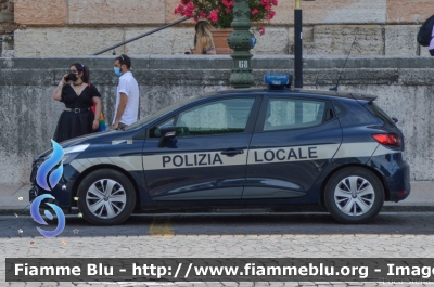 Renault Clio III serie restyle
Polizia Locale
Verona
Allestito Focaccia
POLIZIA LOCALE YA 131 AL
Parole chiave: Renault Clio_IIIserie_restyle POLIZIALOCALEYA131AL