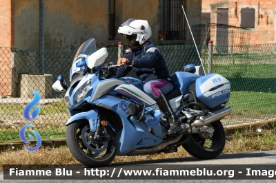 Yamaha FJR 1300 II serie
Polizia di Stato
Polizia Stradale
Allestimento Elevox
in scorta al Giro d'Italia 2024
Moto 13
Parole chiave: Yamaha FJR_1300_IIserie Giro_D_Italia_2024