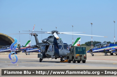 Agusta-Westland HH-139A
Aeronautica Militare Italiana
15° Stormo S.A.R.
15-42
Parole chiave: Agusta-Westland HH-139A AM1542