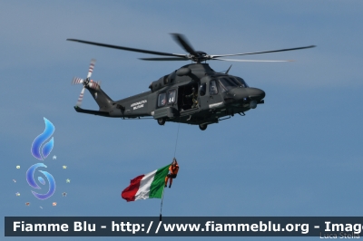 Agusta-Westland HH-139A
Aeronautica Militare Italiana
15° Stormo S.A.R.
15-44
Air Show Valore Tricolore 2018
Parole chiave: Agusta-Westland HH-139A AM1544 Air_Show_2018