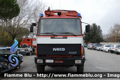 Iveco 330-35
Vigili del Fuoco
Comando Provinciale di Ravenna
N.S.S.A. Ravenna
Mezzo assegnato al nucleo sommozzatori usato per l'addestramento 
VF 15571
Santa Barbara 2014 Ravenna
Parole chiave: Iveco 330-35 VF15771 Santa_Barbara_2014