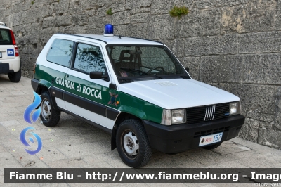 Fiat Panda 4x4 II serie
Repubblica di San Marino
Guardia di Rocca
POLIZIA 157
Parole chiave: Fiat Panda_4x4_IIserie POLIZIA157