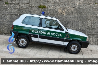 Fiat Panda 4x4 II serie
Repubblica di San Marino
Guardia di Rocca
POLIZIA 157
Parole chiave: Fiat Panda_4x4_IIserie POLIZIA157