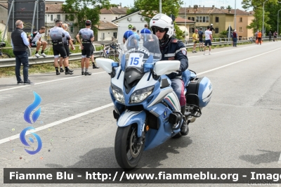 Yamaha FJR 1300 II serie
Polizia di Stato
Polizia Stradale
Allestimento Elevox
POLIZIA G3104
in scorta al Giro d'Italia 2021
Moto "15"
Parole chiave: Yamaha FJR_1300_IIserie POLIZIAG3104 Giro_D_Italia_2021