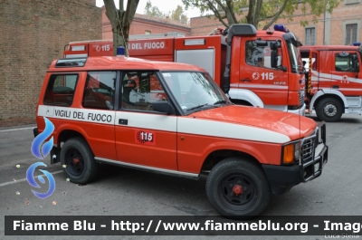 Land Rover Discovery I serie
Vigili del Fuoco
 Comando Provinciale di Bologna
 Distaccamento Volontario di Medicina
 VF 17087
Parole chiave: Land-Rover Discovery_Iserie VF17087