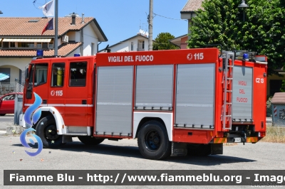 Iveco EuroFire 150E27 I serie
Vigili del Fuoco
Comando Provinciale di Forlì Cesena
Distaccamento Volontario di Cesenatico
AutoPompaSerbatoio allestimento Iveco-Magirus
VF 18415
Parole chiave: Iveco EuroFire_150E27_Iserie VF18415