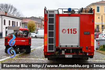 Iveco EuroFire 150E27 I serie
Vigili del Fuoco
Comando Provinciale di Ferrara
DistaccamentoVolontario di Copparo
AutoPompaSerbatoio allestimento Iveco-Magirus
VF 18545
Parole chiave: Iveco EuroFire_150E27_serie VF18545 Santa_Barbara_2022