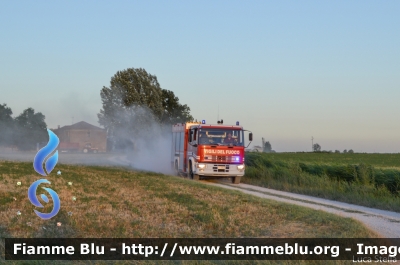 Iveco EuroFire 150E27 I serie
Vigili del Fuoco
Comando Provinciale di Ferrara
DistaccamentoVolontario di Copparo
AutoPompaSerbatoio allestimento Iveco-Magirus
VF 18545
Parole chiave: Iveco EuroFire_150E27_Iserie VF18545