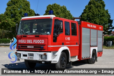 Iveco EuroFire 150E27 I serie
Vigili del Fuoco
Comando Provinciale di Reggio Emilia
Distaccamento Volontario di Luzzara
Allestimento Iveco-Magirus
Ricondizionata Fortini
VF 18570
Parole chiave: Iveco EuroFire_150E27_Iserie VF18570