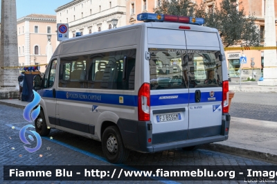 Fiat Ducato X290
Polizia Roma Capitale
186
Parole chiave: Fiat Ducato_X290 Trentennale118