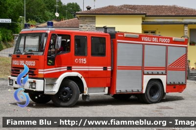 Iveco EuroFire 150E27 I serie
Vigili del Fuoco
Comando Provinciale di Ravenna
Distaccamento Volontario di Casola Valsenio (RA)
AutoPompaSerbatoio allestimento Iveco-Magirus
VF 18988
Parole chiave: Iveco EuroFire_150E27_Iserie VF18988