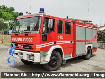 Iveco EuroFire 150E27 I serie
Vigili del Fuoco
Comando Provinciale di Ravenna
Distaccamento Volontario di Casola Valsenio (RA)
AutoPompaSerbatoio allestimento Iveco-Magirus
VF 18988
Parole chiave: Iveco EuroFire_150E27_Iserie VF18988