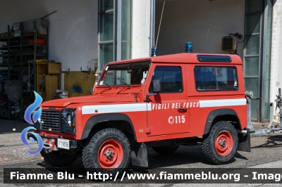 Land Rover Defender 90
Vigili del Fuoco
Comando Provinciale di Ferrara
Distaccamento Permanente di Portomaggiore (FE)
VF 19536
Parole chiave: Land-Rover Defender_90 VF19536