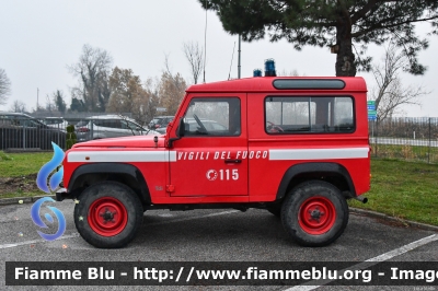 Land Rover Defender 90
Vigili del Fuoco
Comando Provinciale di Ferrara
Distaccamento Permanente di Comacchio
VF 19537
Parole chiave: Land-Rover Defender90 VF19537 Santa_BArbara_2023