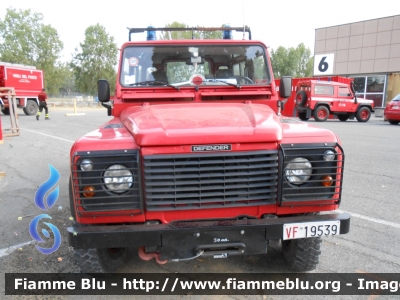 Land Rover Defender 90 
Vigili del Fuoco
 Comando Provinciale di Forlì Cesena
 VF 19539
Parole chiave: Land-Rover Defender_90 VF19539