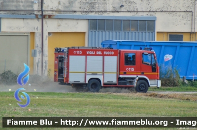 Iveco CityEuroFire 100E21 I serie
Vigili del Fuoco
Comando Provinciale di Ferrara
AutoPompaSerbatoio allestimento Iveco-Magirus
VF 19847
Parole chiave: Iveco CityEuroFire_100E21_Iserie VF19847