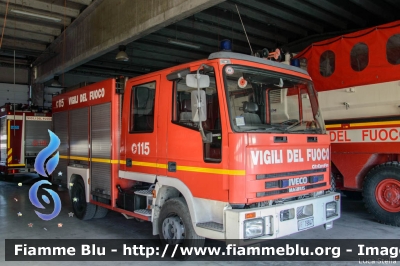 Iveco CityEuroFire 100E21 I serie
Vigili del Fuoco
Comando Provinciale di Ferrara
AutoPompaSerbatoio allestimento Iveco-Magirus
VF 19847
Parole chiave: Iveco CityEuroFire_100E21_Iserie VF19847